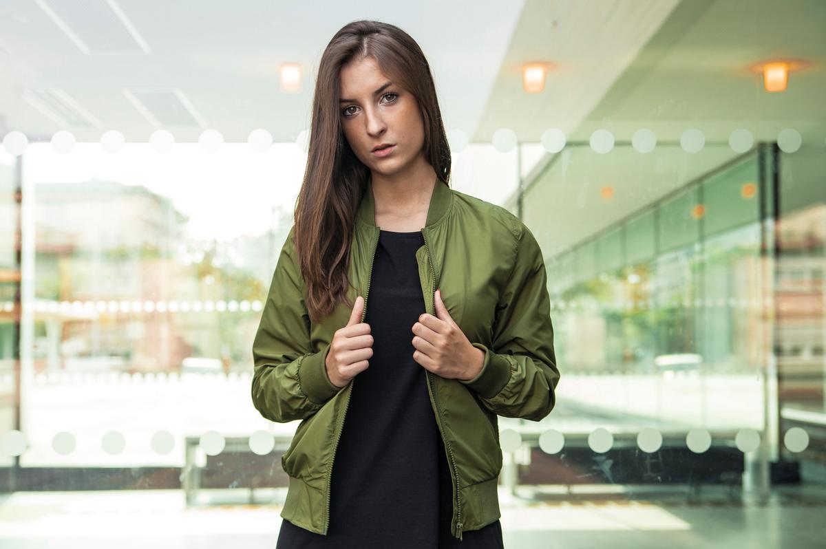 Women's nylon bomber jacket